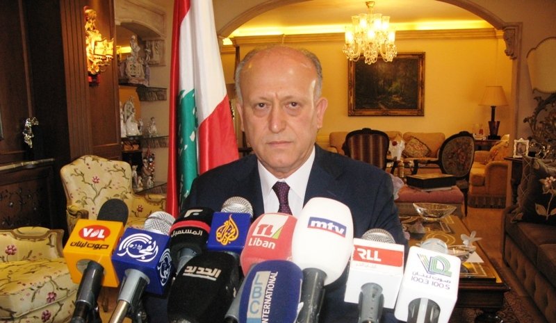 ريفي يتهم حزب الله بتورط جنود إطلاق سراحه