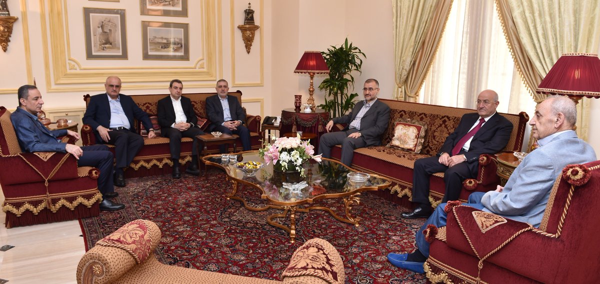 Lebanese Parliament Speaker Nabih Berri hosts meeting between Wael Abu Faour and Ghazi al-Aridi (of @walidjoumblatt's Progressive Socialist Party), and Hezbollah's Hussein al-Khalil (Nasrallah's political aide), and Wafiq Safa.    