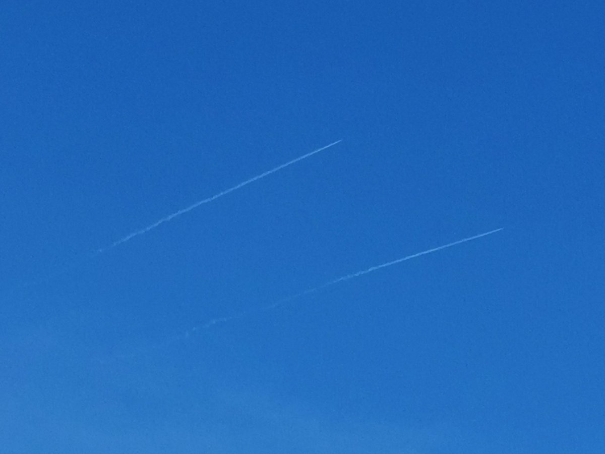 Two IAF Israeli Air Force jets (F-15) still over South Lebanon 