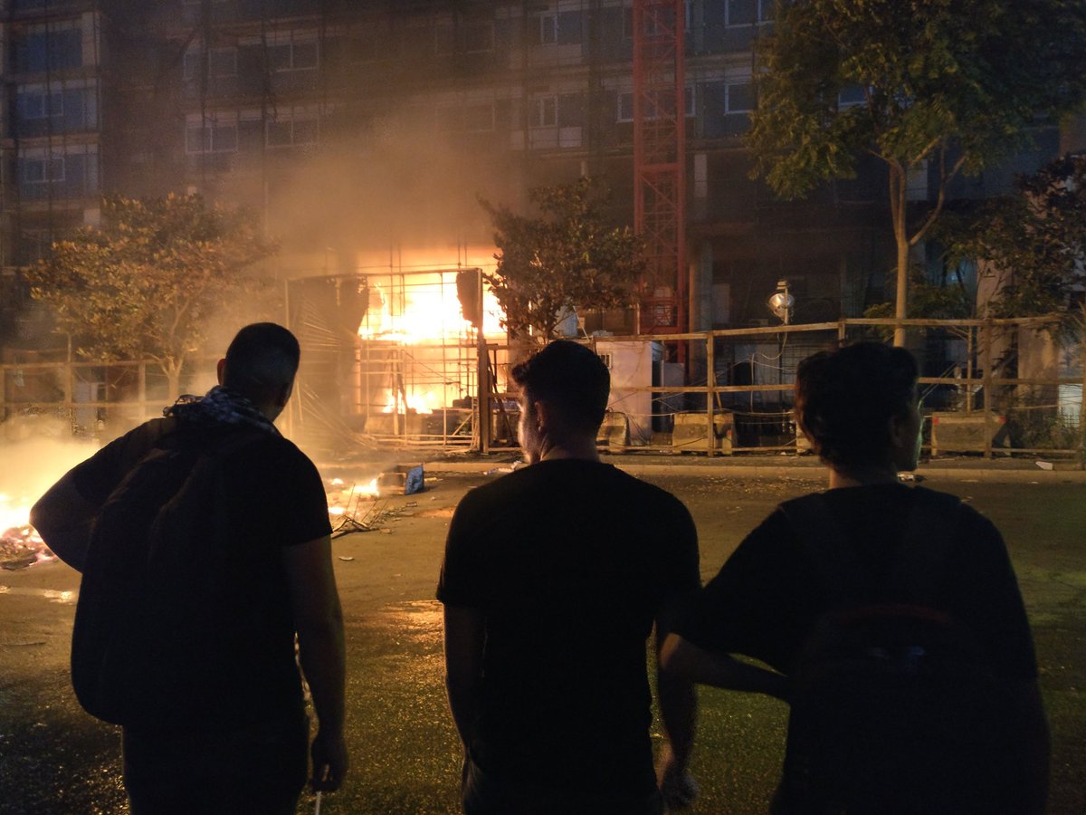 Another fire truck turned back, this side from the Martyrs Square side