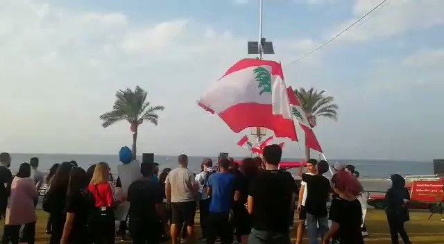 من #صور: مش رح نهدا شمال جنوب لنرد المال المنهوب.