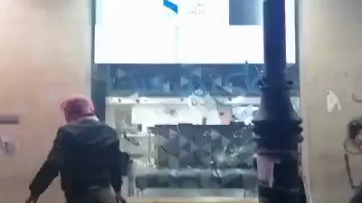 Some banks' front windows are currently being smashed in Hamra/ next to BDL where tension and clashes have been on going between riot police and protestors for over an hour now.  (Video: Ayman Nahle)