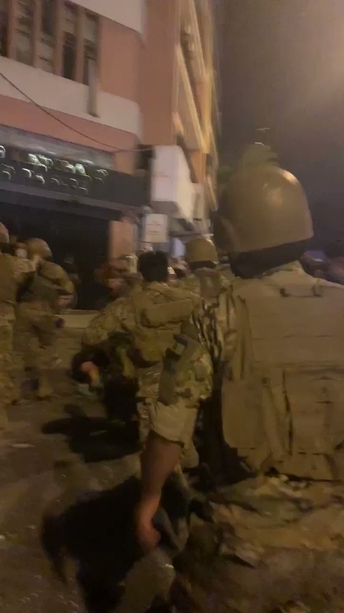 .@Aya_Majzoub: All of a sudden, Army started beating protesters viscously near ring. As I was filming, army beat me and threw my phone away. Army still beating other protesters