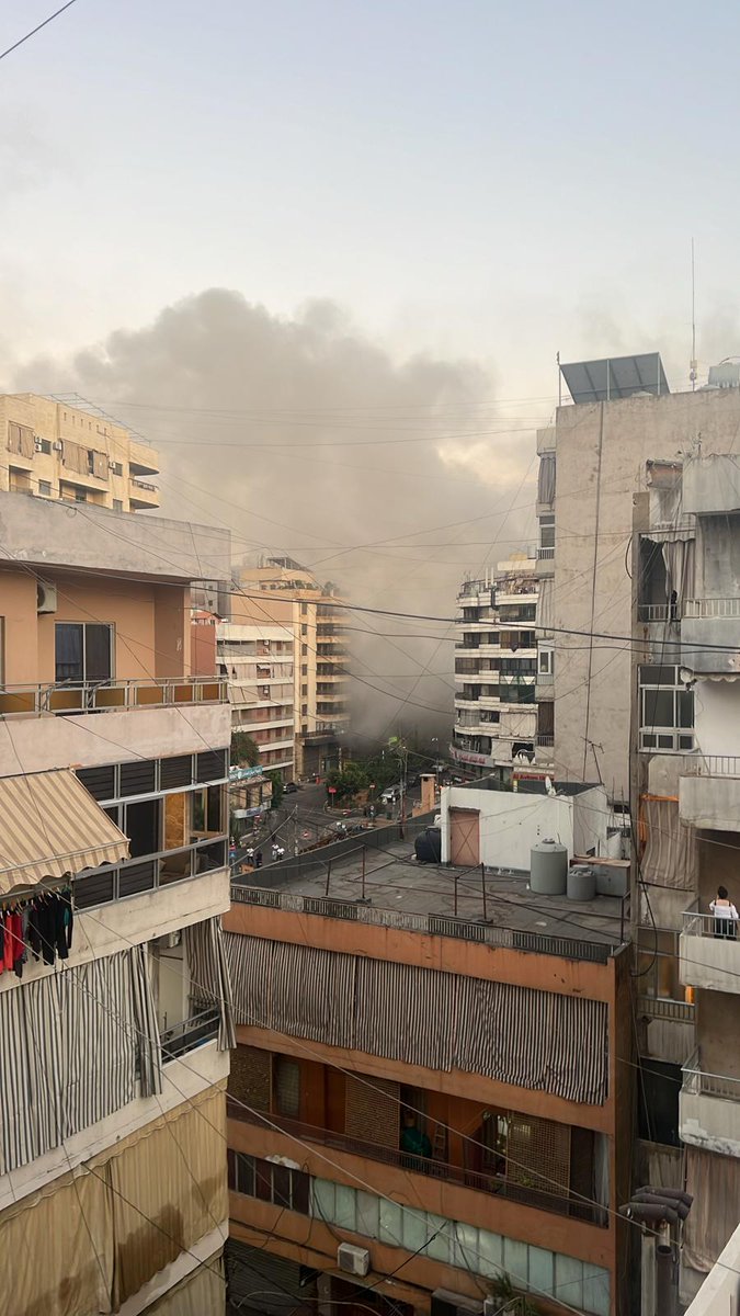 Imagen adicional del presunto ataque israelí en el sur de Beirut