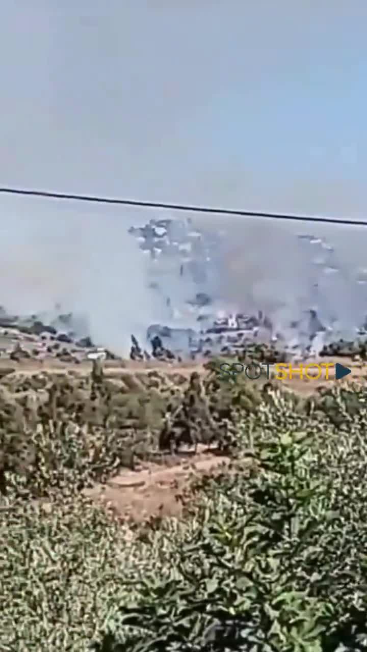 L'armée israélienne cible la périphérie ouest de la ville de Talusah avec des obus incendiaires