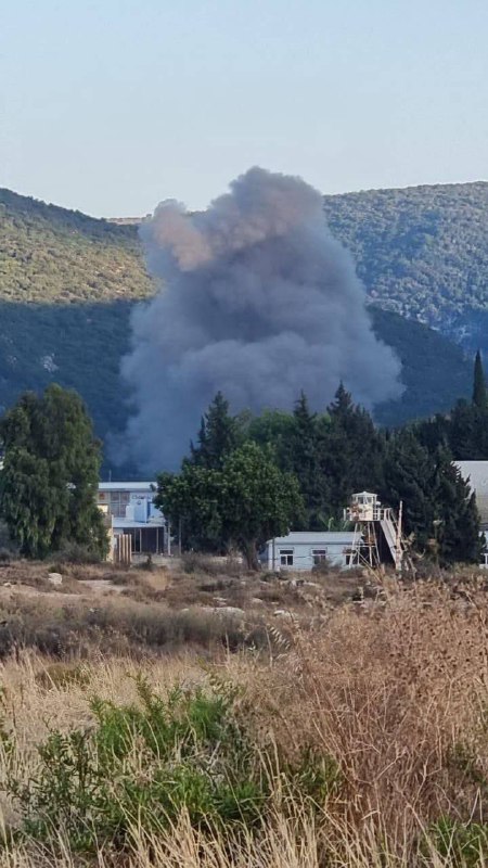 Israeli army air strike near Zebqine