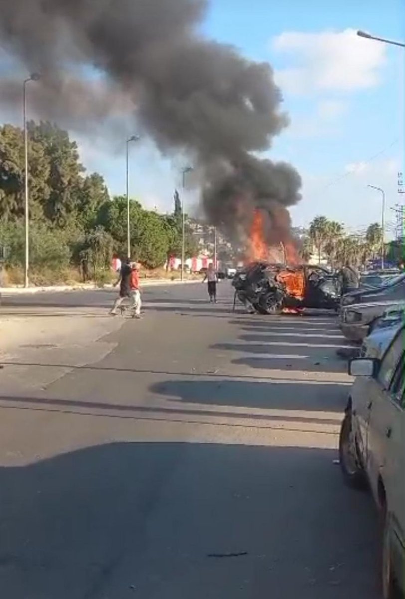 Prema lokalnim izvješćima, izraelski napad gađao je automobil u blizini Sidona, južnog Libanona