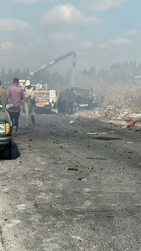 Lübnan medyası, İsrail'in güneydeki Sur ilçesine bağlı Maarake kasabasında bir araca insansız hava aracı saldırısı düzenlediğini bildirdi.