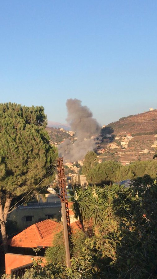 Ein israelischer Angriff zielt auf das Gebiet zwischen den Städten Adaisseh und Rab Thalatheen im Südlibanon.