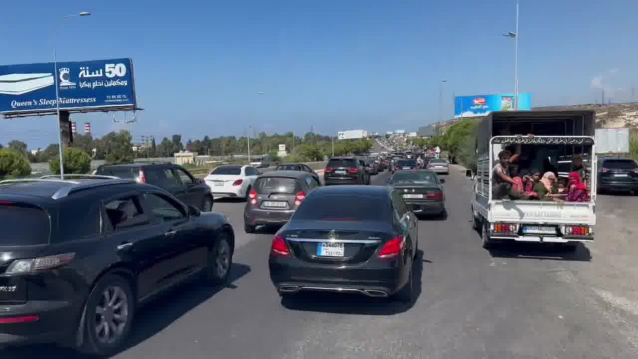 Thousands making their way to Beirut