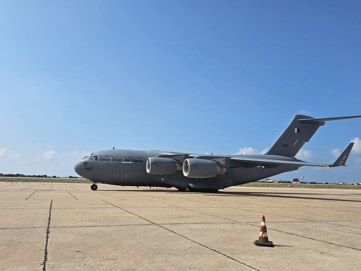 Ajuda do Catar chega ao aeroporto de Beirute