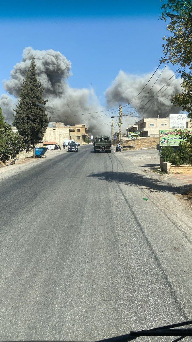 Des frappes aériennes ont touché un convoi d'aide humanitaire dans la ville d'Ain à Baalbek, dans la vallée de la Bekaa, à l'est du Liban