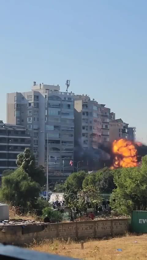 Israeli missile fell on the building in Tayouneh, destroying a residential house