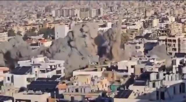 Vidéo - Au moment où l'aviation a lancé un raid sur la zone de Hadath, près de l'hôpital Saint George, le porte-parole de l'armée avait menacé de bombarder des bâtiments dans les zones de Burj al-Barajneh, Hadath et Shiyah.