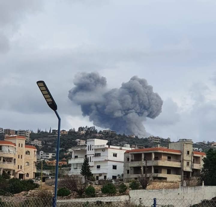 Israeli army carries out bombings in Tyre Harfa, southern Lebanon