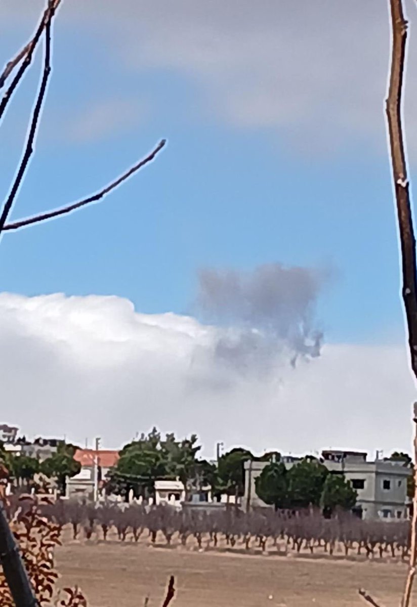 Ataque israelí en las afueras de la ciudad de Bodai, al oeste de Baalbek