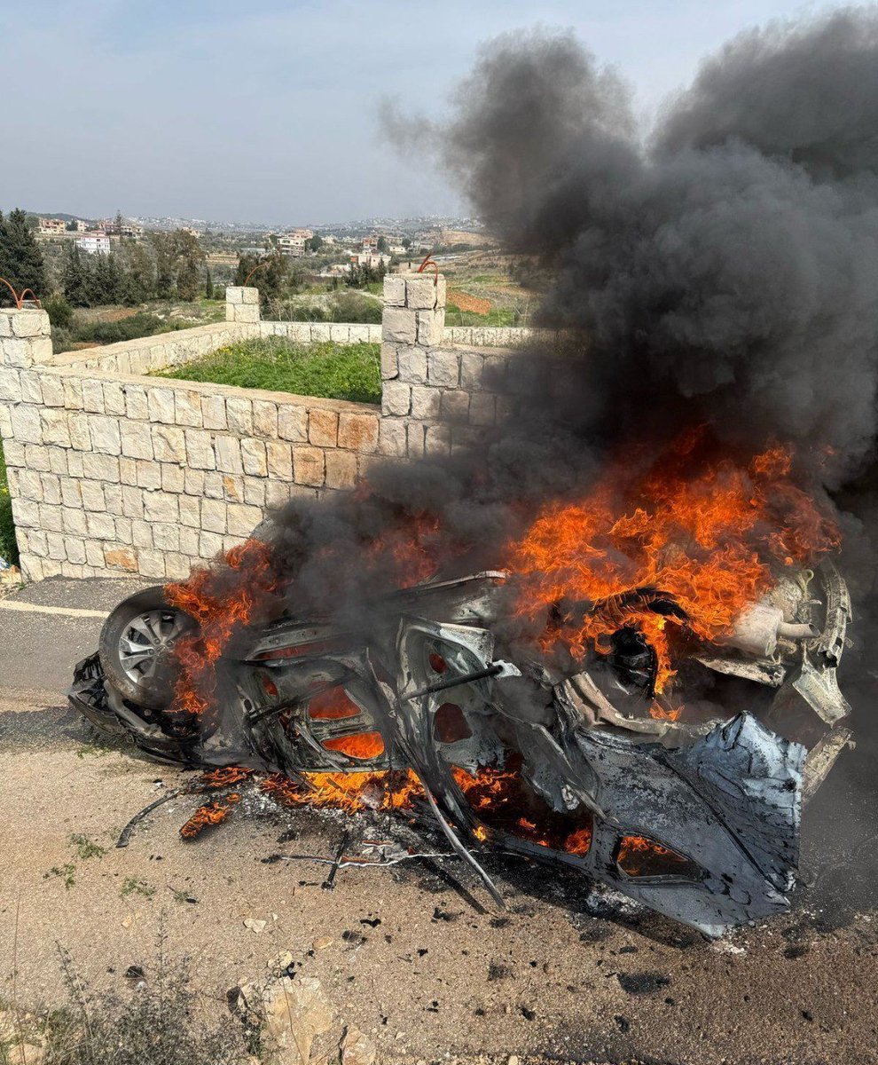 Radio de l'armée israélienne : Un membre de l'unité Radwan du Hezbollah assassiné dans une attaque à la voiture piégée dans le sud du Liban