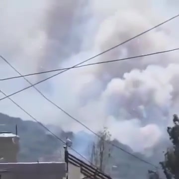 عقب غارة جوية على موقع أسلحة تابع لحزب الله في جنوب لبنان، شوهدت انفجارات ثانوية وإطلاق صاروخ من زوايا متعددة. ويقول الجيش الإسرائيلي إن صاروخًا لحزب الله هو المسؤول عن إصابة مبنى قريب، مما أسفر عن مقتل شخص وإصابة آخرين.