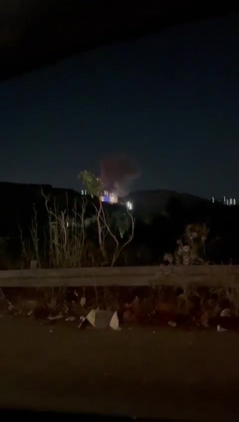 Vídeo que circula: Violentos ataques israelíes en Deir Qanoun al-Nahr y Burj Rahhal en el sur del Líbano.