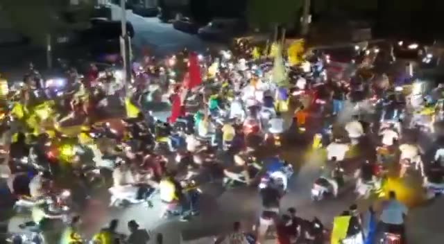 Protests in Beirut's southern suburbs after the Cabinet's decision to withdraw the resistance's weapons.