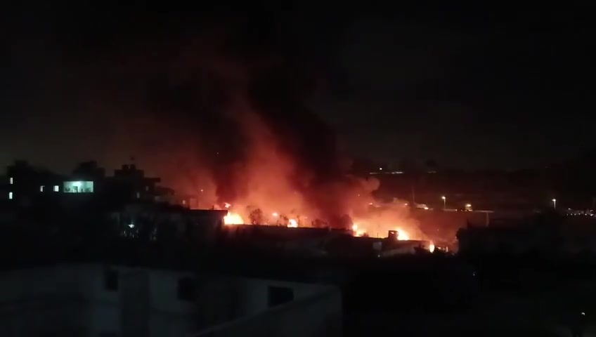A complex containing bulldozers was targeted in the Ain neighborhood in the town of Ansariya.