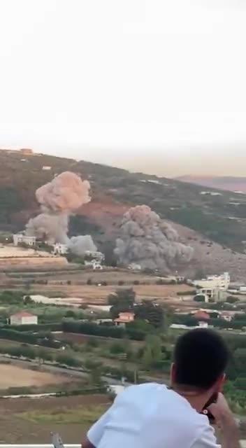 Raids on Kafr Reman, Sahl al-Madinah. A raid targeting Mahmoudiyah in southern Lebanon.