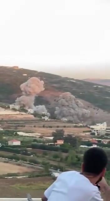 Israeli raids on the area between Jarmaq and Kafr Reman in southern Lebanon