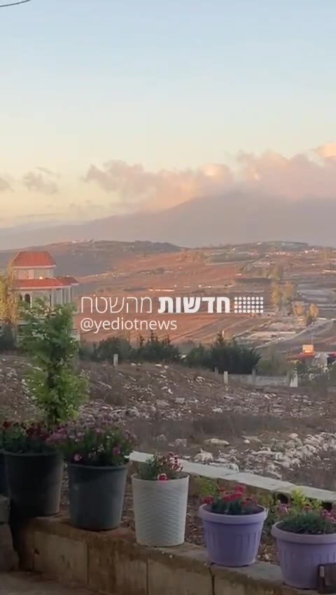 Reports of a factory bombing in southern Lebanon, on the outskirts of the city of Yaron