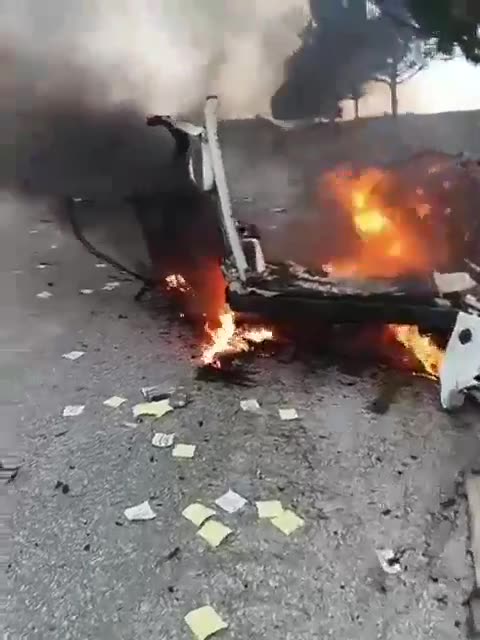 Video: Car burns as a result of the airstrike that targeted a vehicle on the main road between the towns of Markaba and Adaysseh in southern Lebanon.