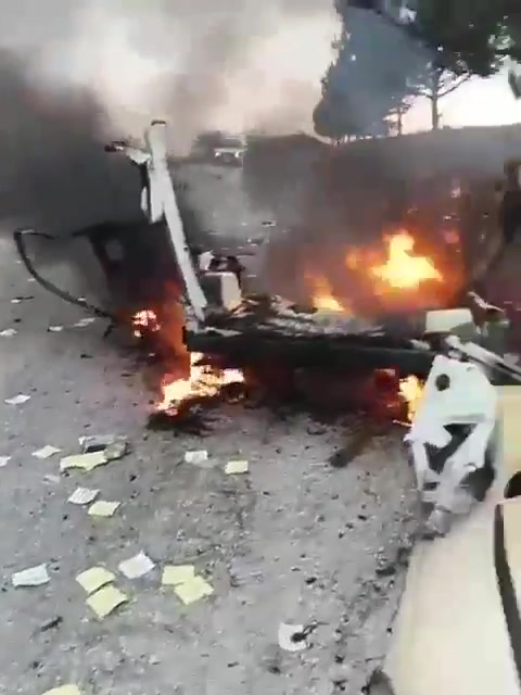 Video: Car burns as a result of the airstrike that targeted a vehicle on the main road between the towns of Markaba and Adaysseh in southern Lebanon.