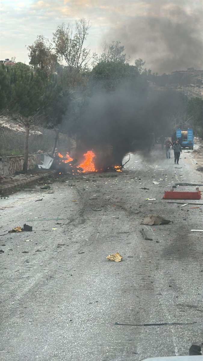 İsrail ordusu, kısa bir süre önce Güney Lübnan'da bir Hezbollah militanına yönelik bir saldırı düzenlediğini açıkladı. Lübnan medyasına göre, saldırı Markaba ve Odaisseh kasabaları arasındaki bir yolda seyreden bir aracı hedef aldı.