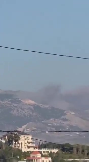 An airstrike targeted the area between Deir Siryan and al-Qusayr.