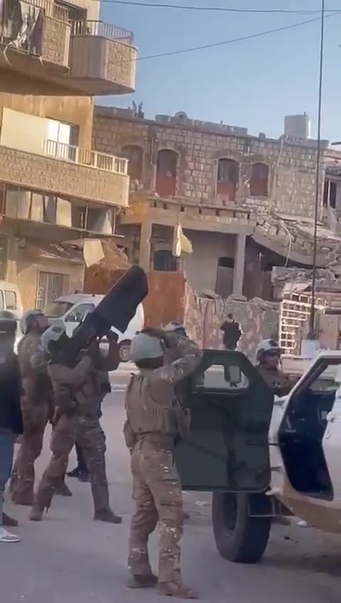 A UNIFIL patrol confronted an Israeli patrol in Mays al-Jabal that was interfering with its vehicles and attempting to force it out.