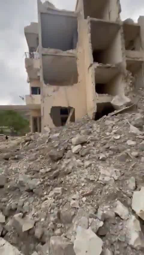 Scenes of widespread destruction in the town of Kafrhatta in southern Lebanon as a result of yesterday's airstrikes
