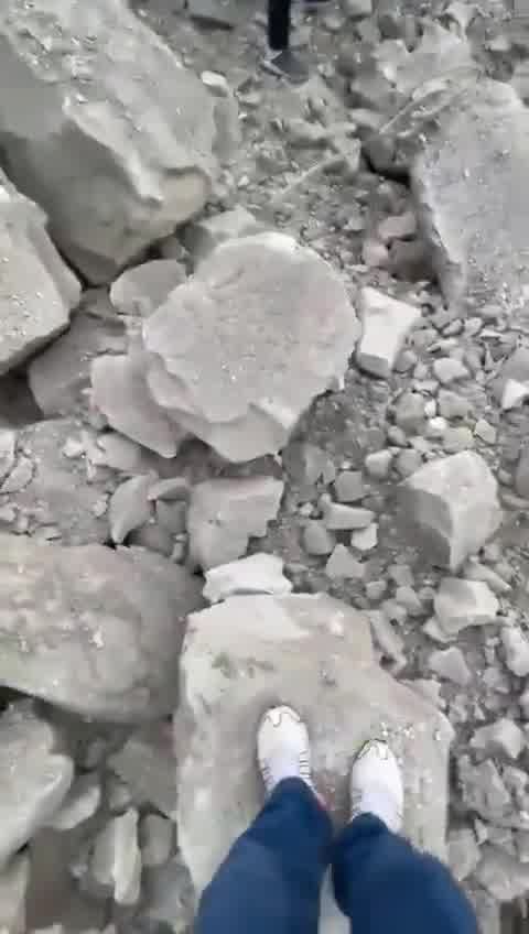 Scenes of widespread destruction in the town of Kafrhatta in southern Lebanon as a result of yesterday's airstrikes