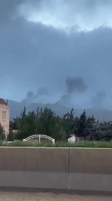 Israeli airstrikes targeting the outskirts of Shamshtar