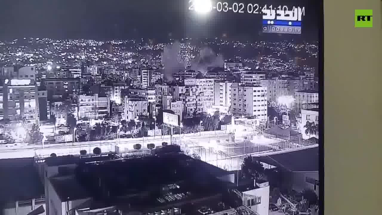 A good view of the Israeli airstrikes that targeted the Beirut's Dahieh a few hours ago. nnThe Israeli military said it targeted a senior Hezbollah figure in the attacks