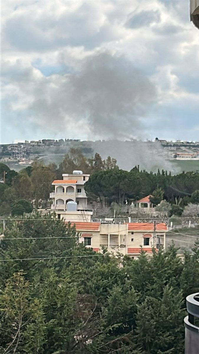 A raid targets the city of Bint Jbeil