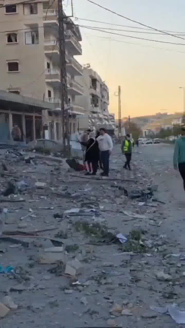 The aftermath of the Israeli airstrike that targeted the Al-Qard Al-Hasan building in Haboush