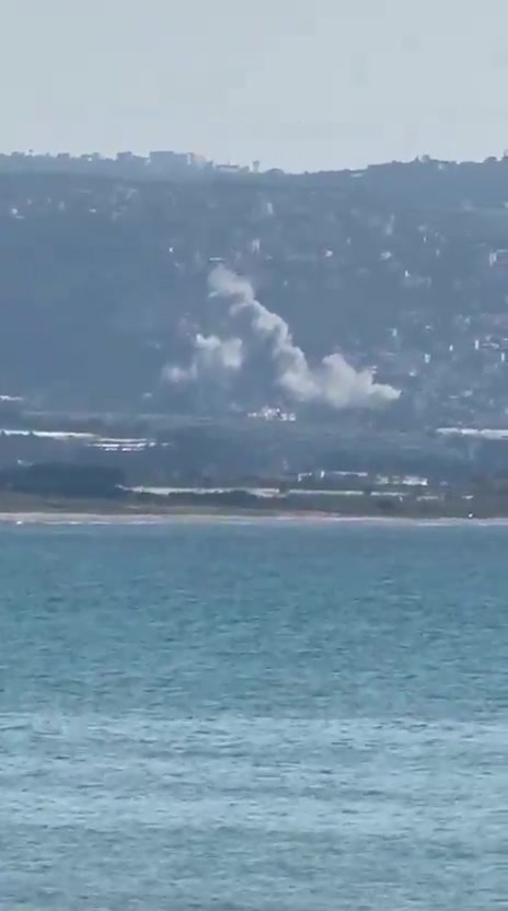 An Israeli airstrike targeted the town of Al-Mansouri.