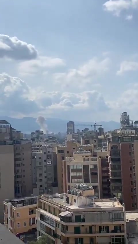 Video: A violent airstrike targets Haret Hreik in Beirut
