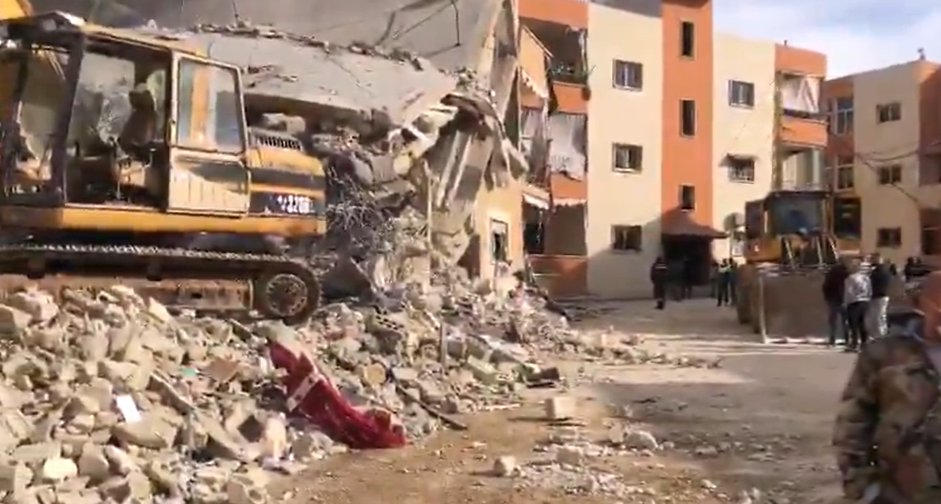 Israeli airstrike on a building located in the Al-Asira neighborhood of Baalbek, Beqaa Valley, Lebanon, 34.013569, 36.221640. The scene from the target location in Baalbek last night.