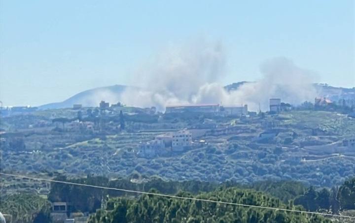 طيران  يشن سلسلة غارات على بلدة الكفور جنوب لبنان