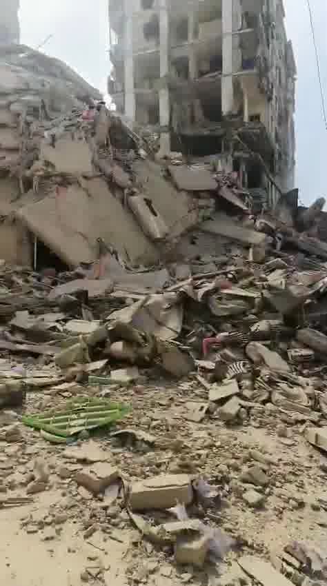 Video shows a violent Israeli airstrike targeting a building near Zreik Restaurant in Kafrhat, in Beirut's southern suburbs, Lebanon.