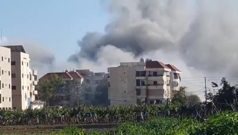 Israeli airstrike targeting the Ma'rakah intersection in Tyre