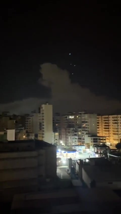 Airstrike targets Ghobeiri at dawn