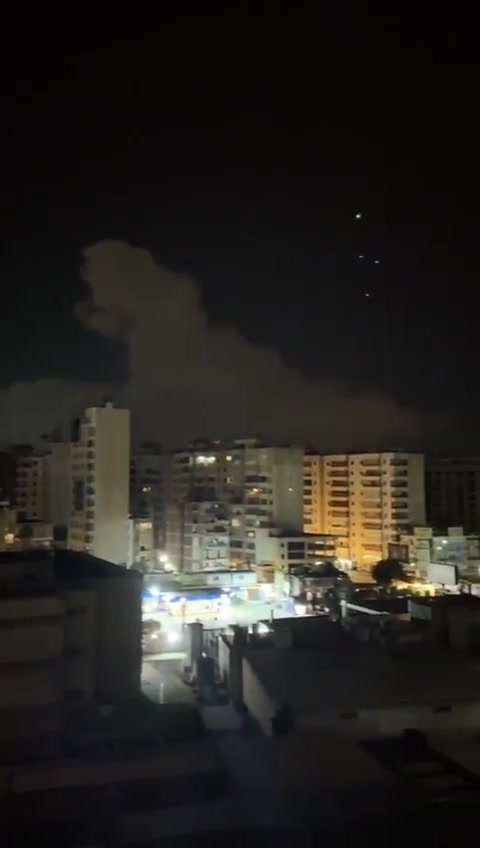 Airstrike targets Ghobeiri at dawn