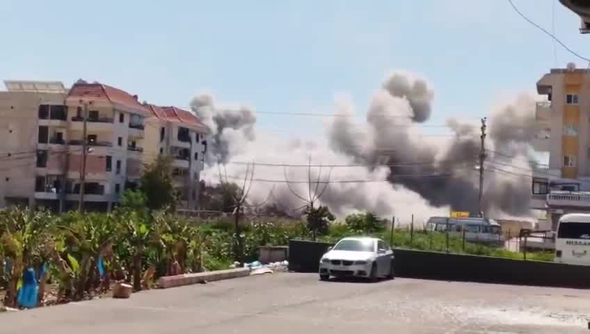 The moment the Israeli airstrike targeted the threatened building in Tyre