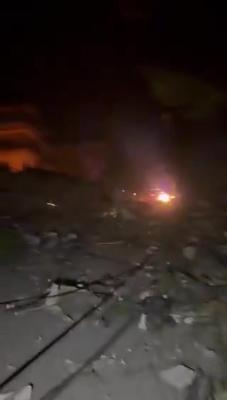 Video of the raid on the town of Ansar. Initial reports indicate 3 casualties in southern Lebanon