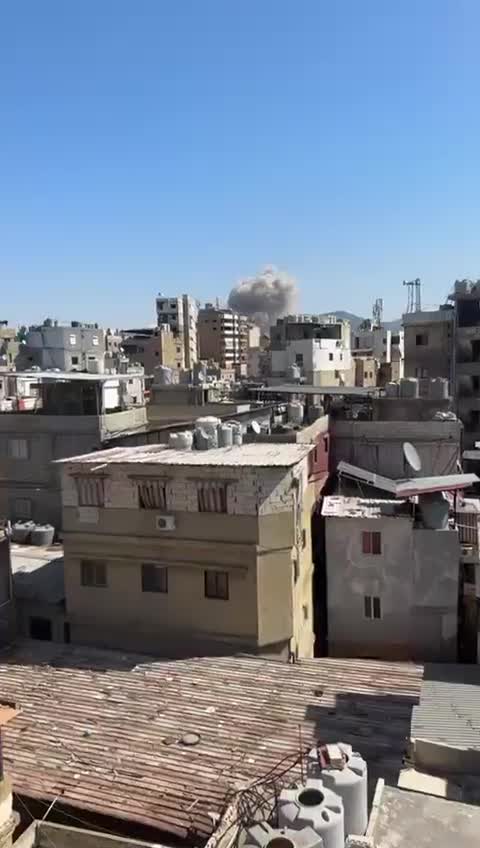 Airstrike targets Haret Hreik